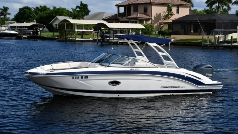 Chaparral Suncoast 250 300hp Rental Boat - Amy's Boat Rental Cape Coral Florida