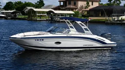 Chaparral Suncoast 250 300PS Mietboot von Amy's Boat Rental Cape Coral Florida - Bootsvermietung in Cape Coral Florida