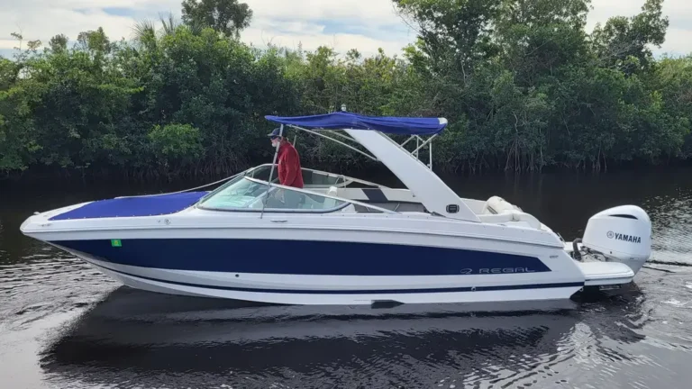 Regal 26 OBX 300hp Rental Boat - Amy's Boat Rental Cape Coral Florida